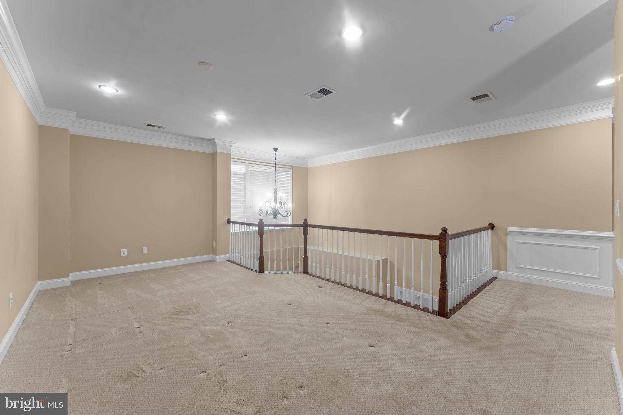 LOWES ISLAND - Residential