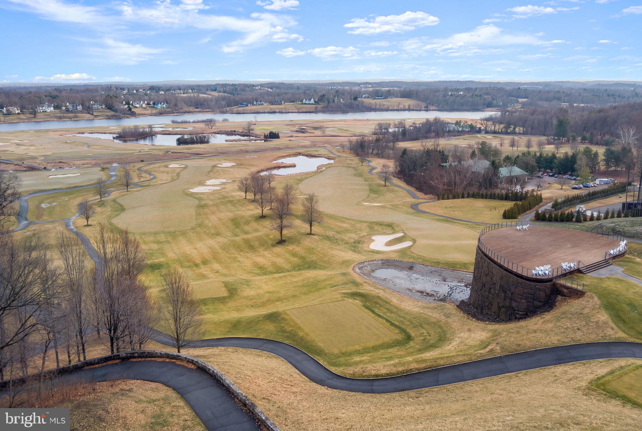 LOWES ISLAND - Residential
