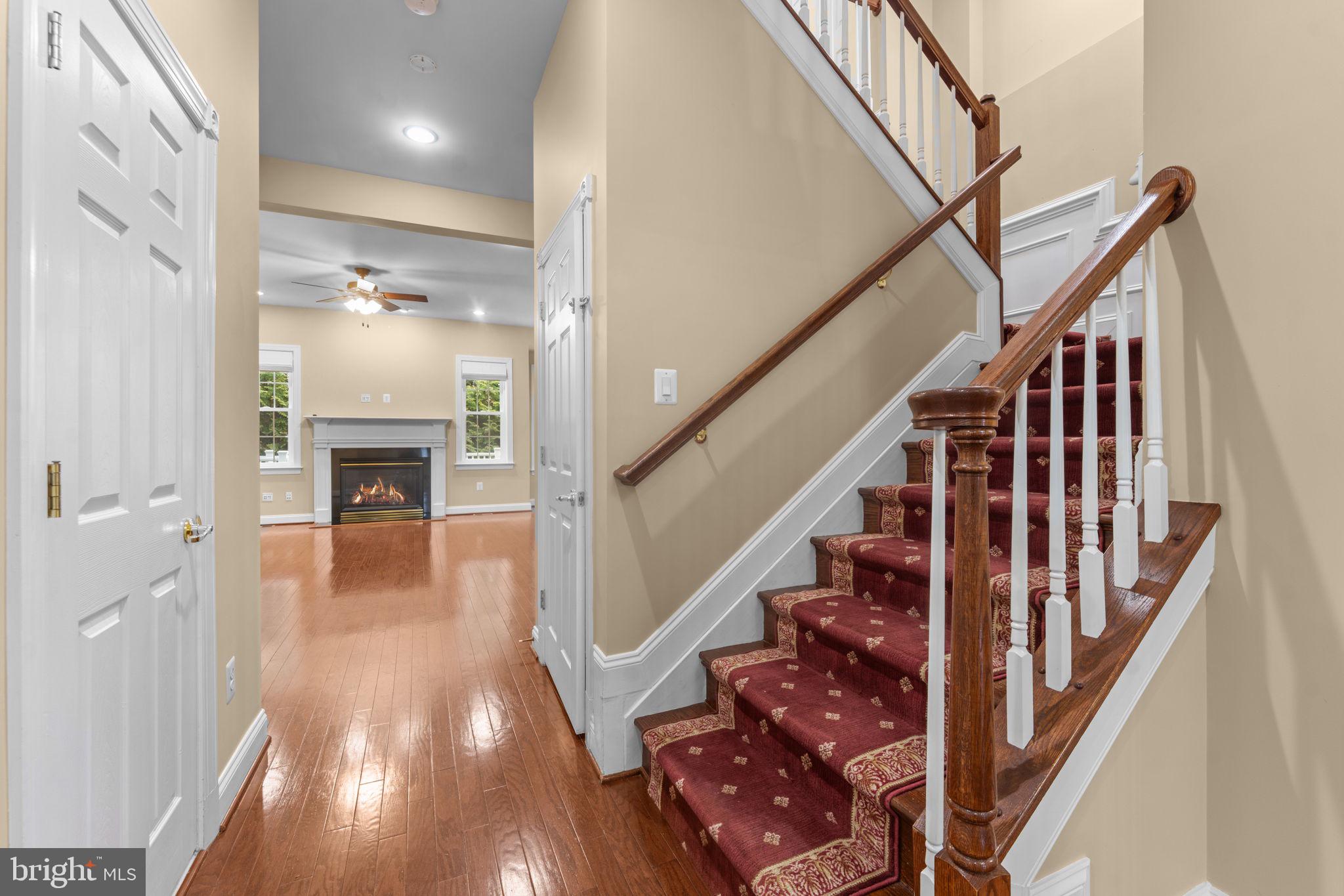 LOWES ISLAND - Residential