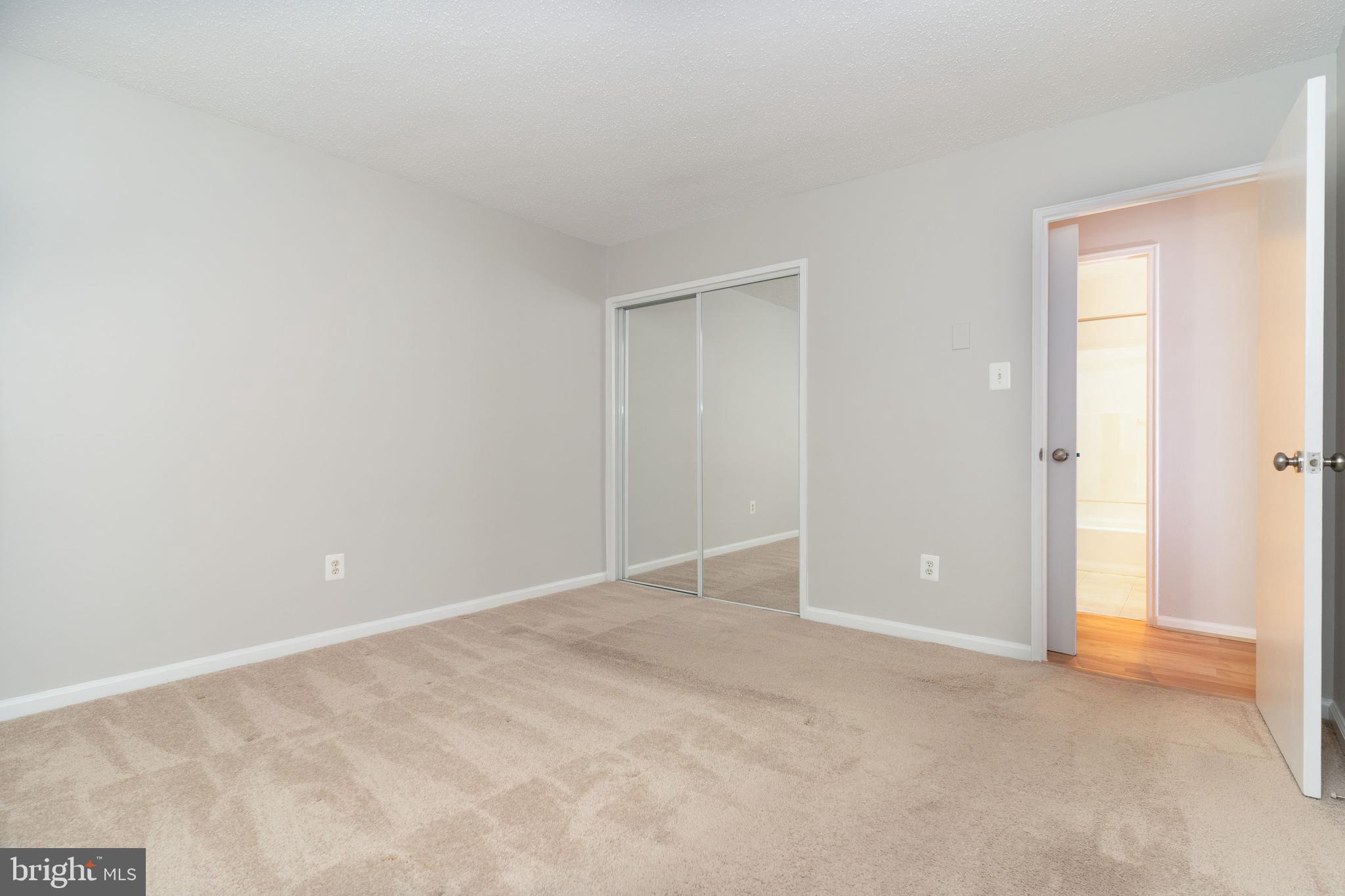 COURTHOUSE - Residential Lease