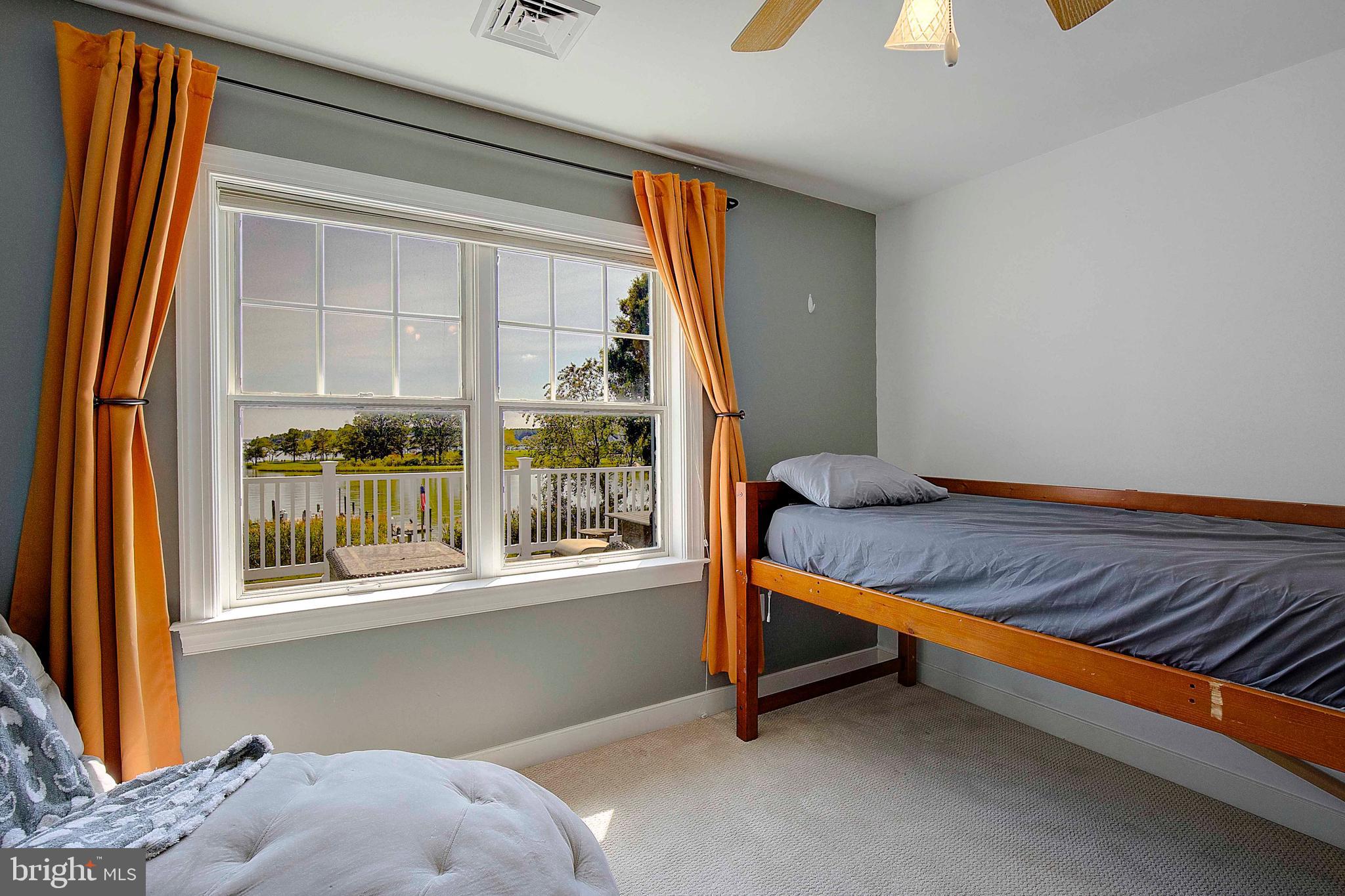 CLAIBORNES LANDING - Residential