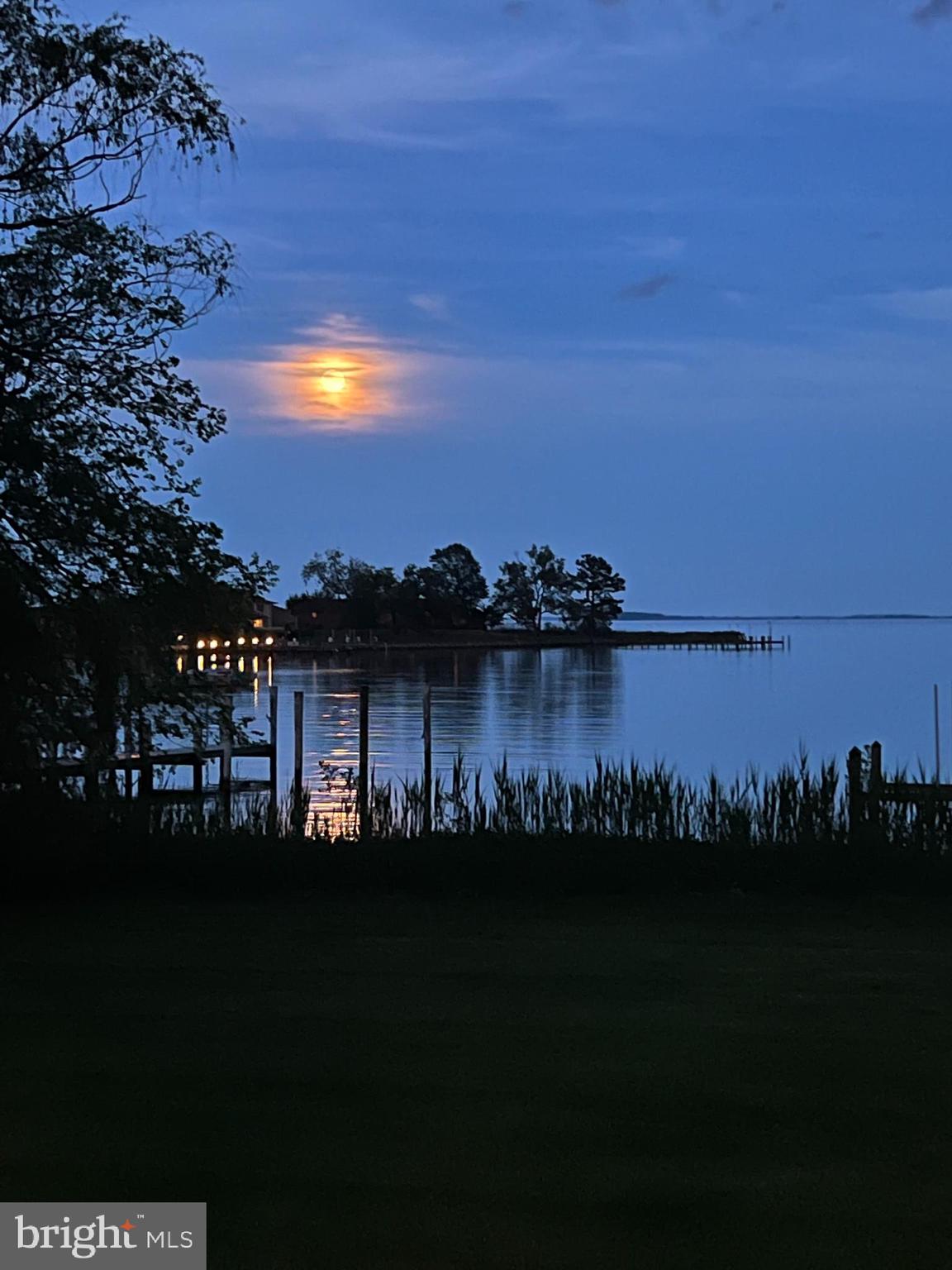 CLAIBORNES LANDING - Residential