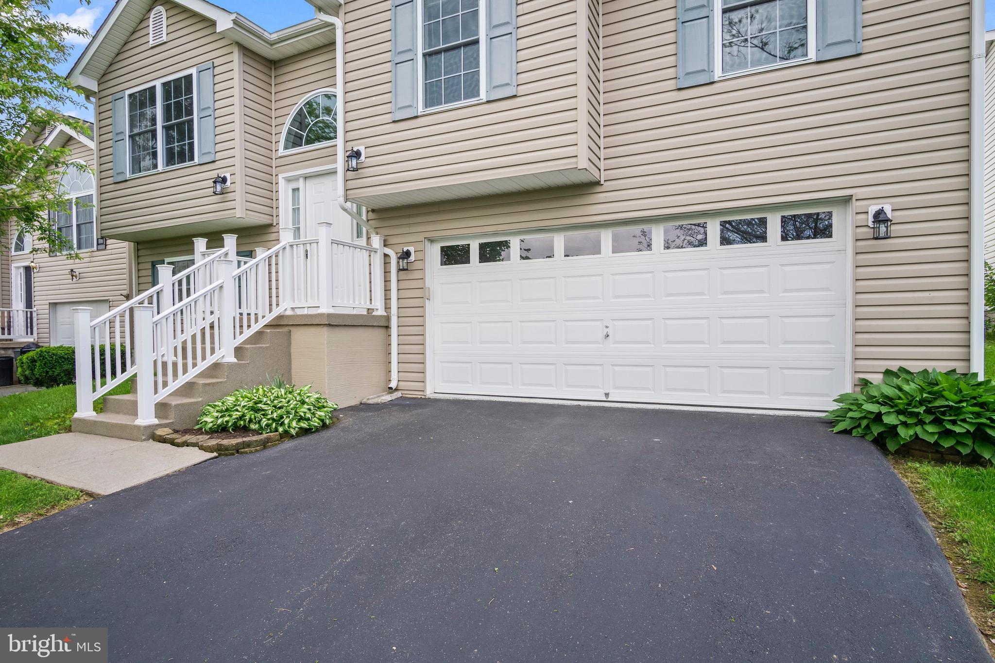 MILLARDSVILLE VILLAGE - Residential