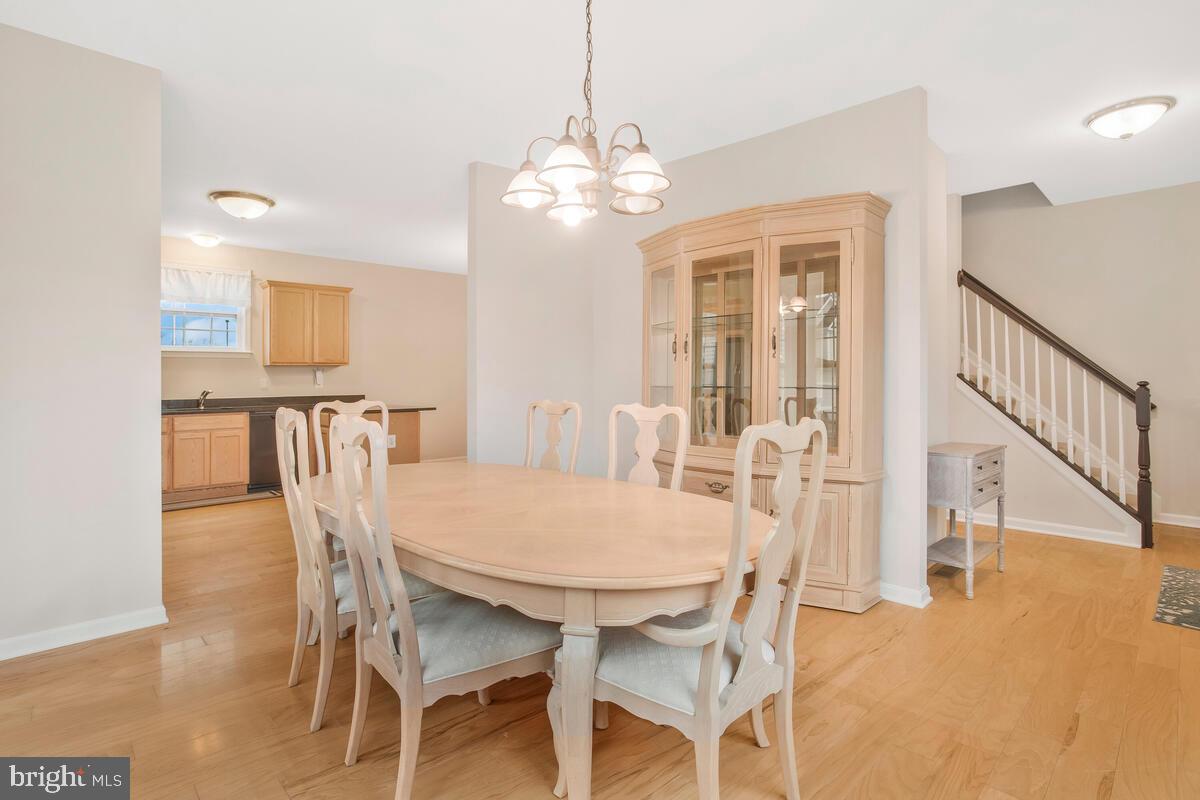 WALNUT GROVE - Residential