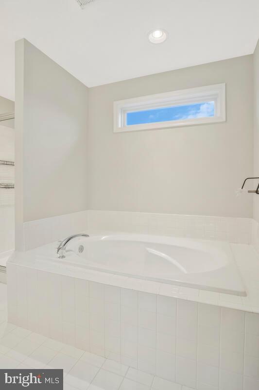 WALNUT GROVE - Residential