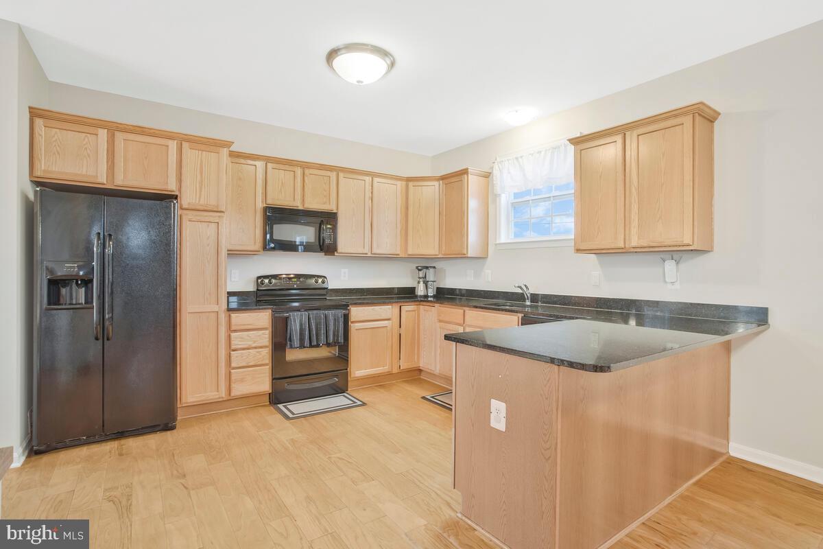 WALNUT GROVE - Residential