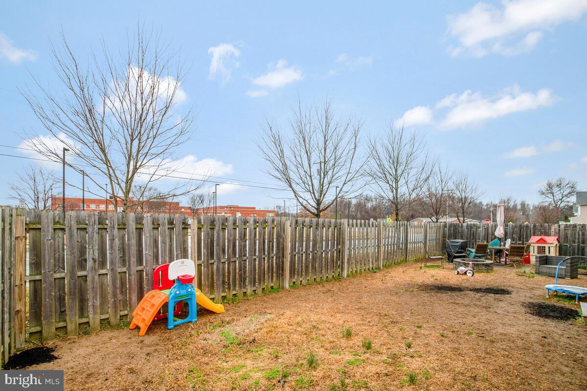 WALNUT GROVE - Residential