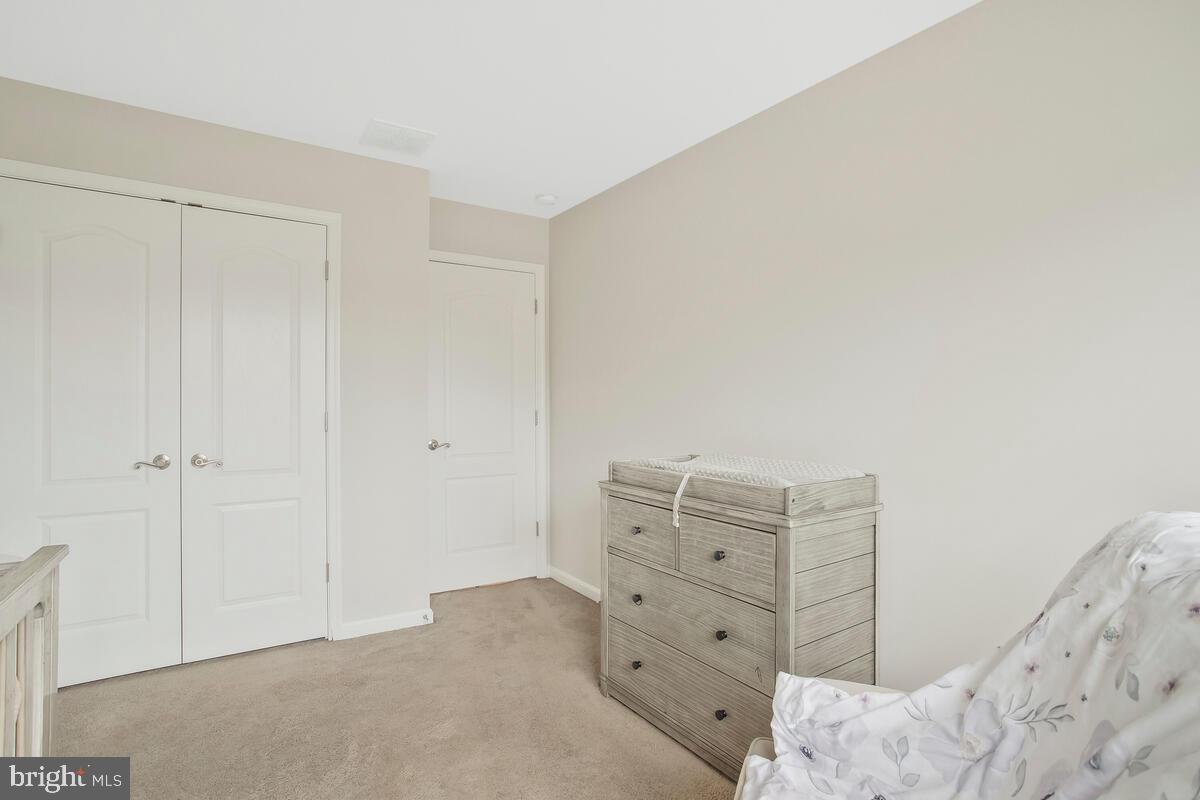 WALNUT GROVE - Residential