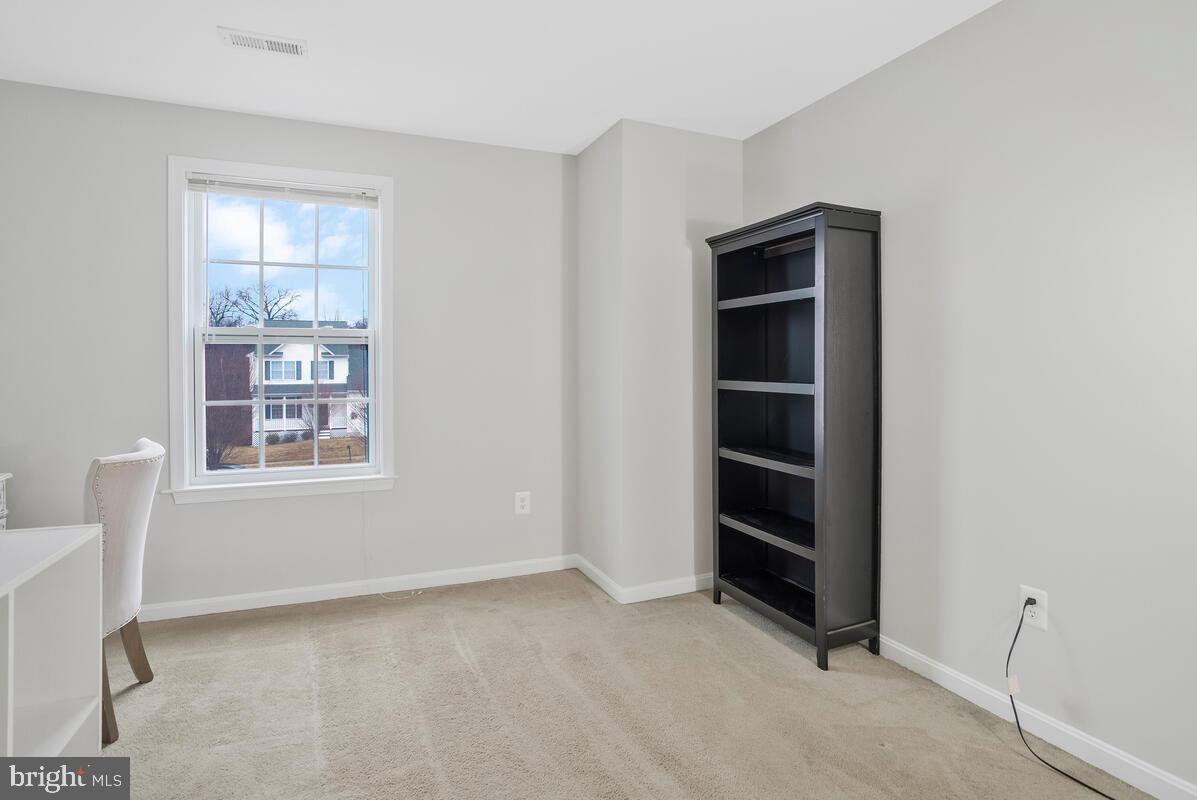 WALNUT GROVE - Residential