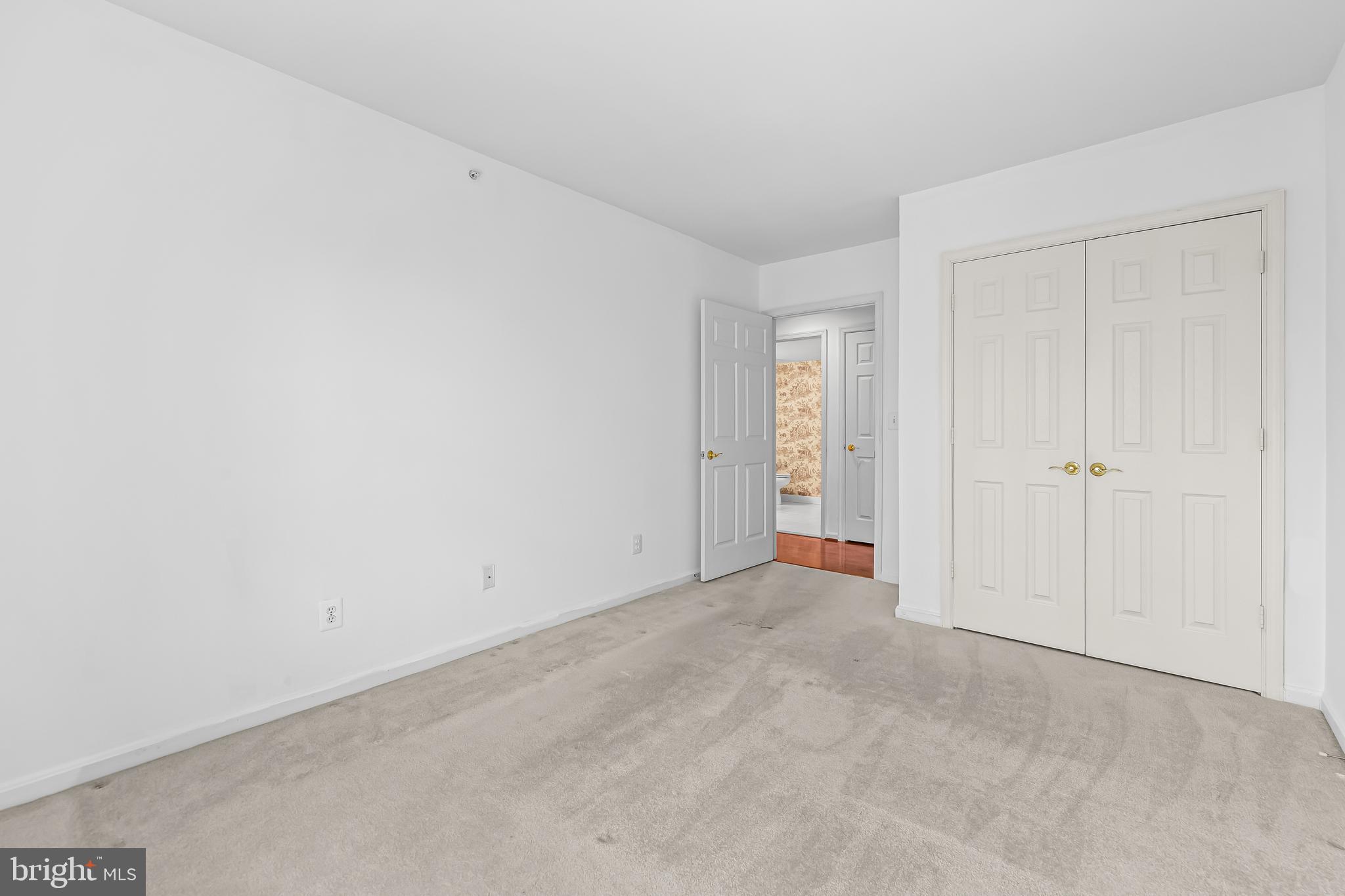 ROSSLARE RIDGE - Residential