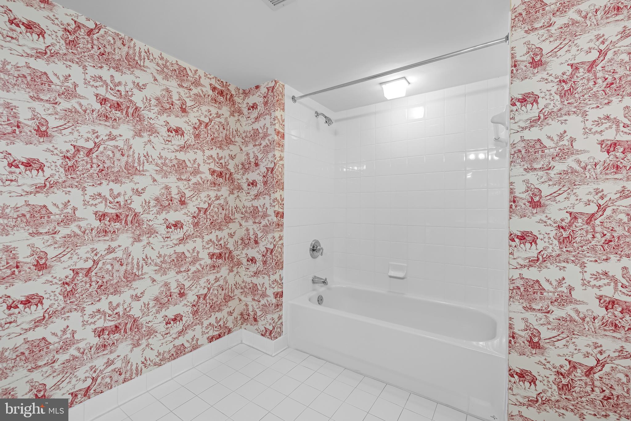 ROSSLARE RIDGE - Residential