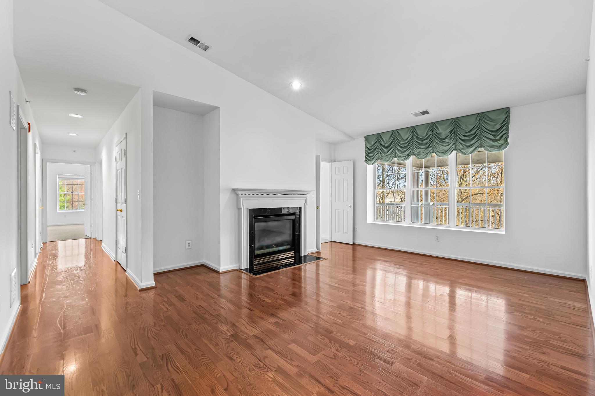 ROSSLARE RIDGE - Residential