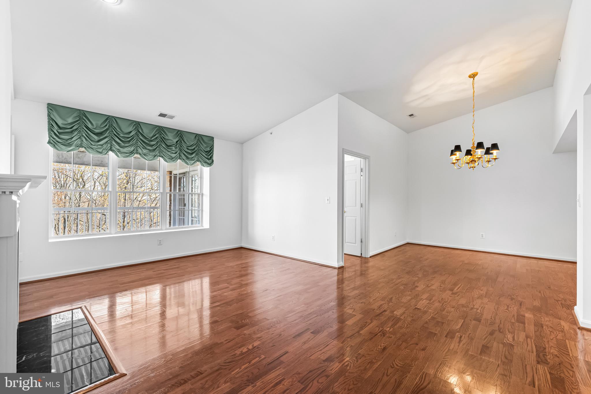 ROSSLARE RIDGE - Residential