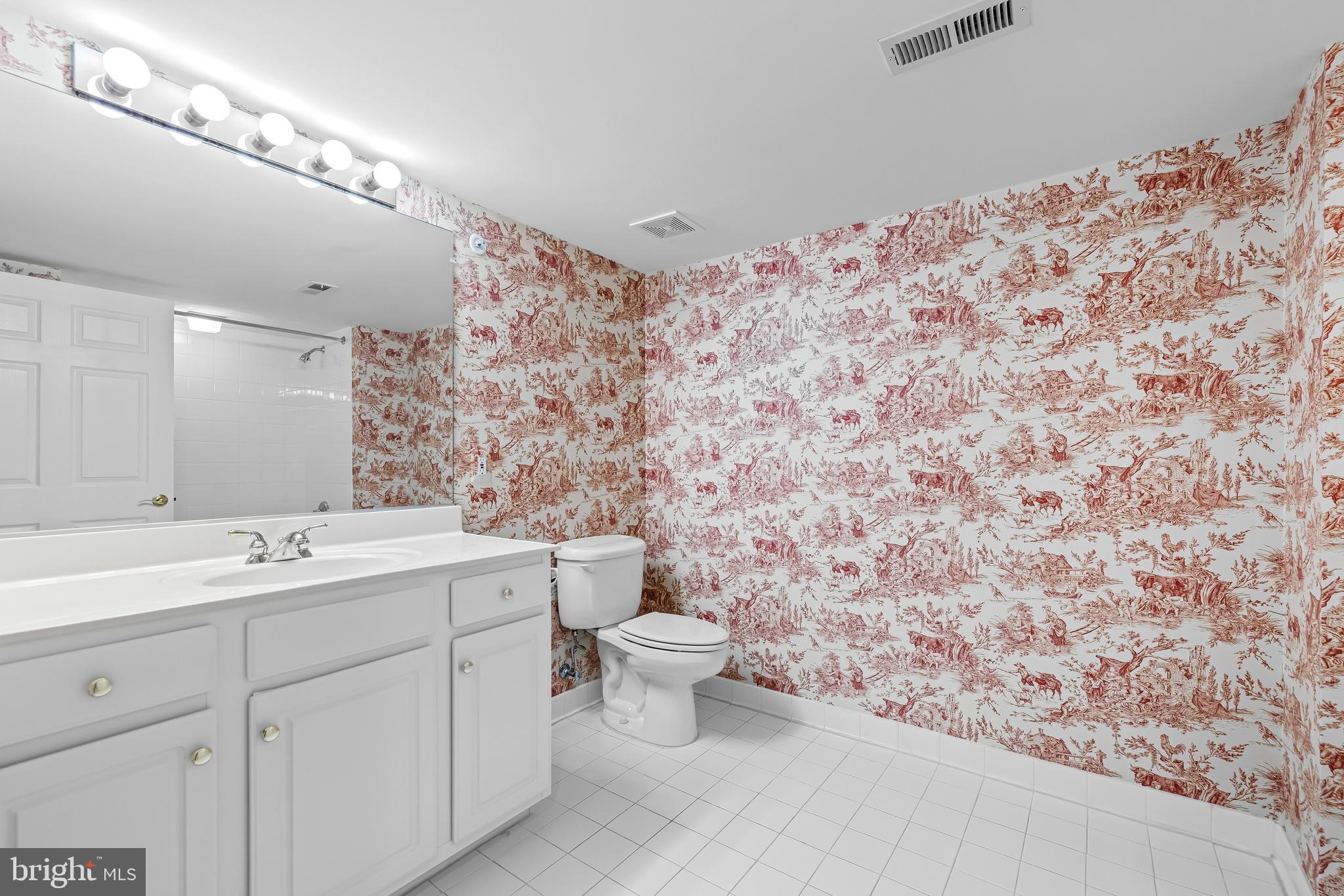 ROSSLARE RIDGE - Residential