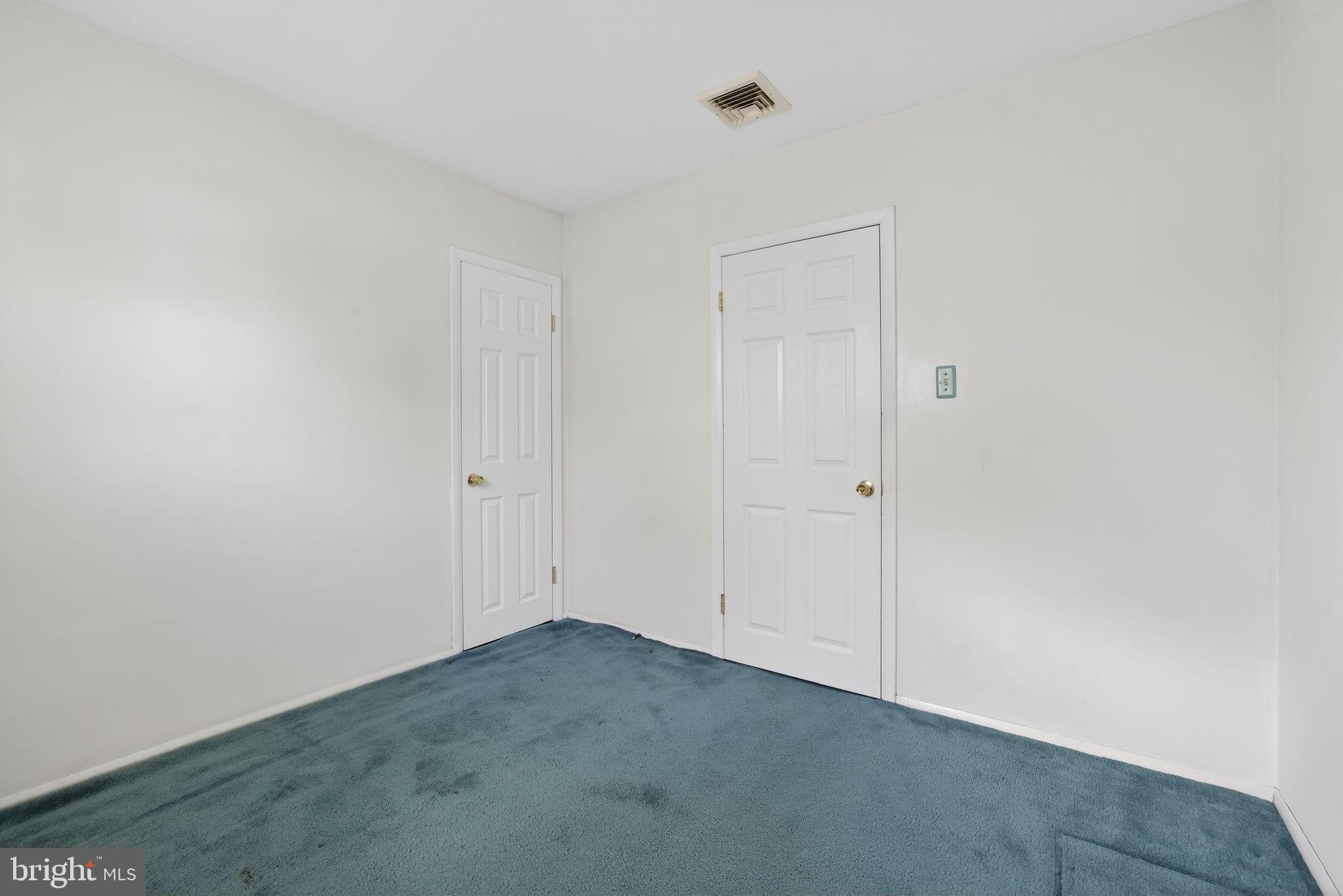 CHURCHVILLE MANOR - Residential