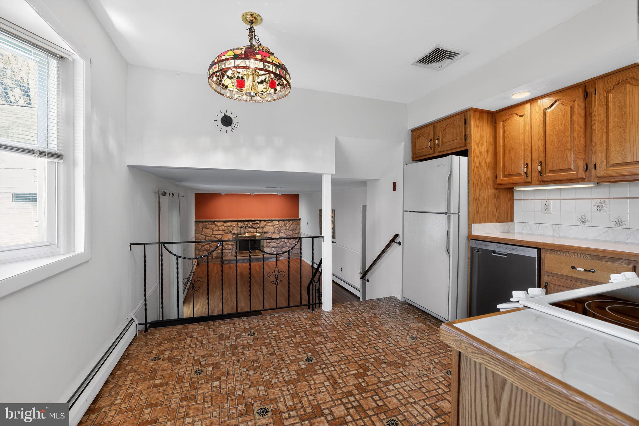 CHURCHVILLE MANOR - Residential