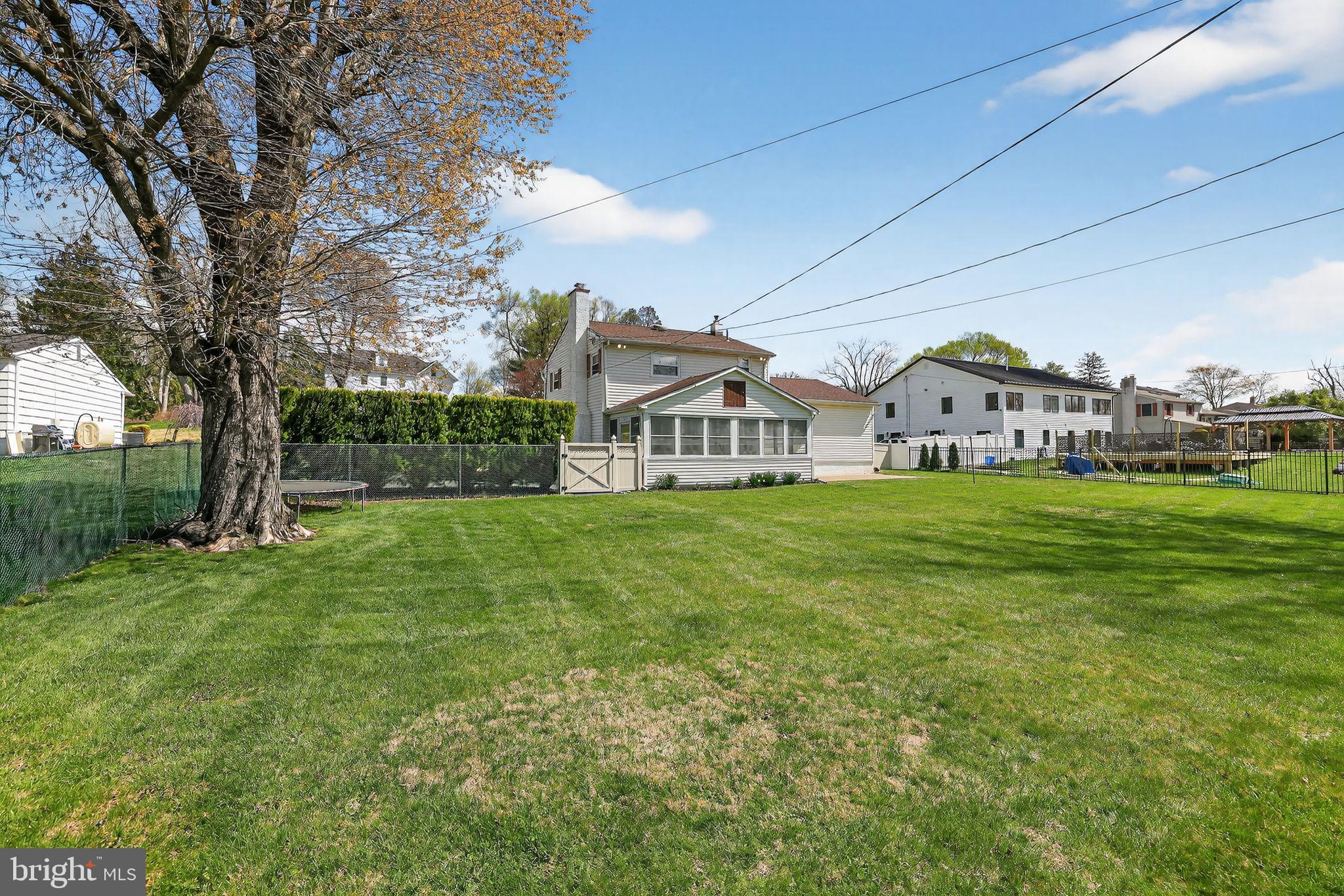 CHURCHVILLE MANOR - Residential