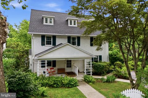 Homes For Sale - 424 Haverford Avenue<br/> Montgomery County, NARBERTH, PA 19072