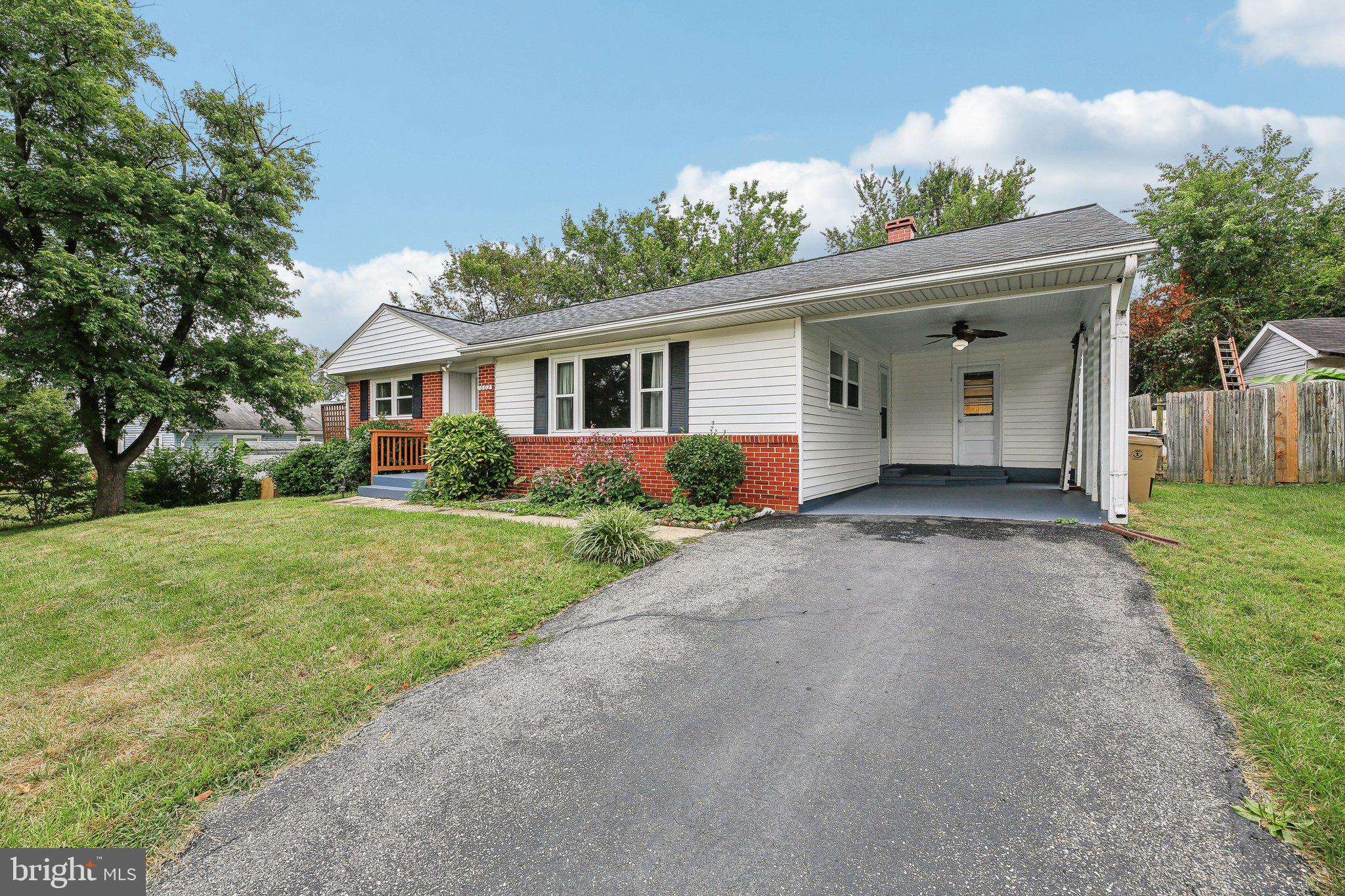 FAIRLAWN - Residential