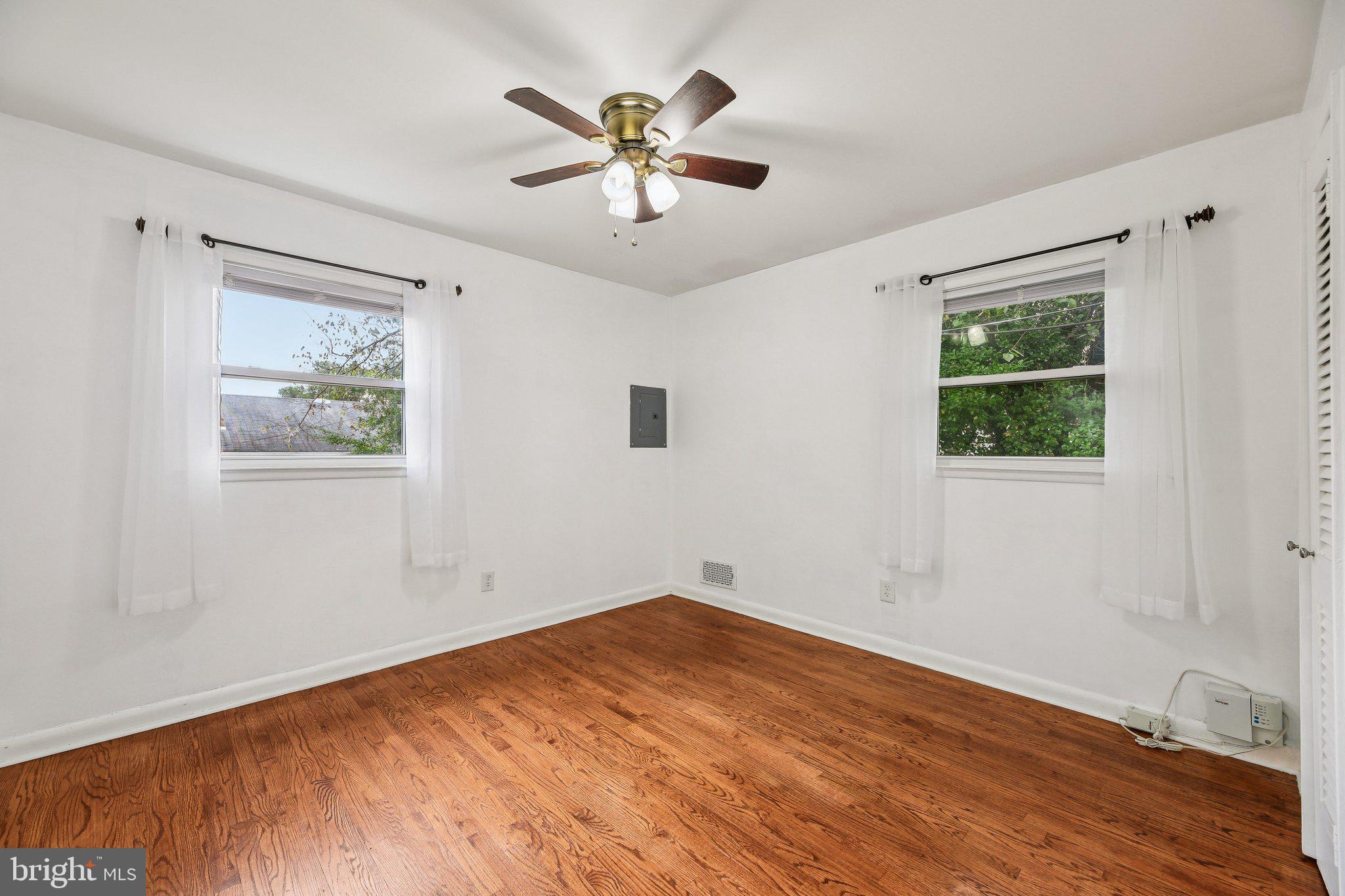 FAIRLAWN - Residential