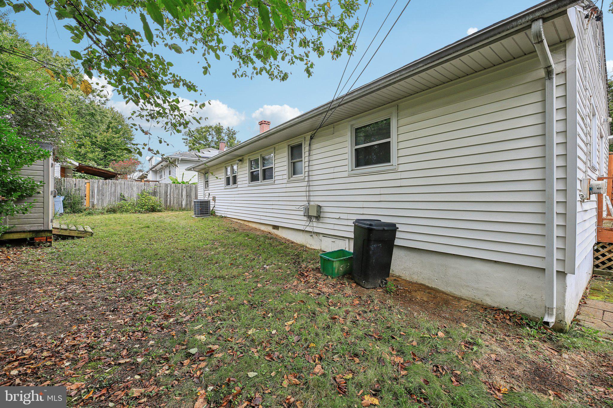 FAIRLAWN - Residential