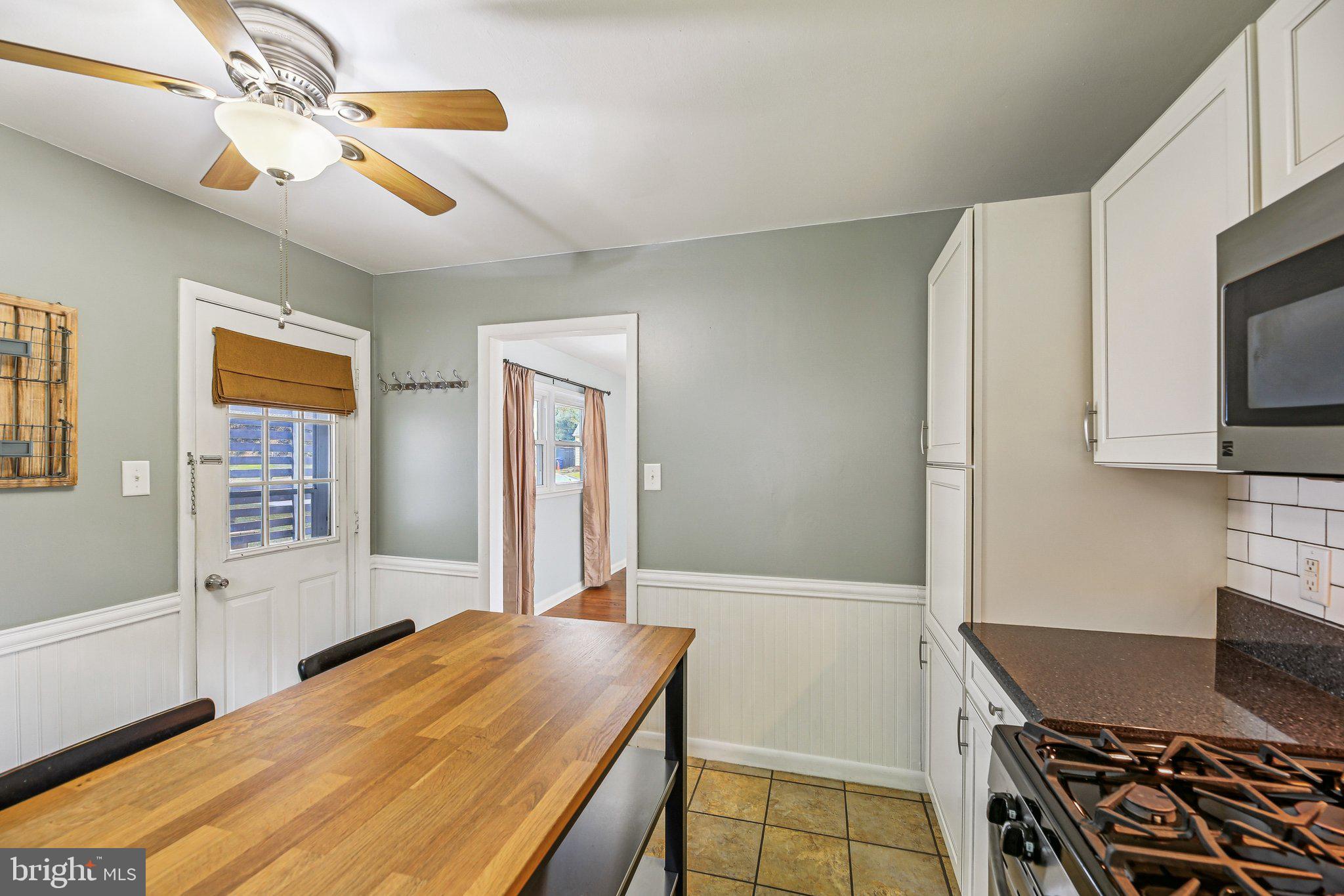 FAIRLAWN - Residential