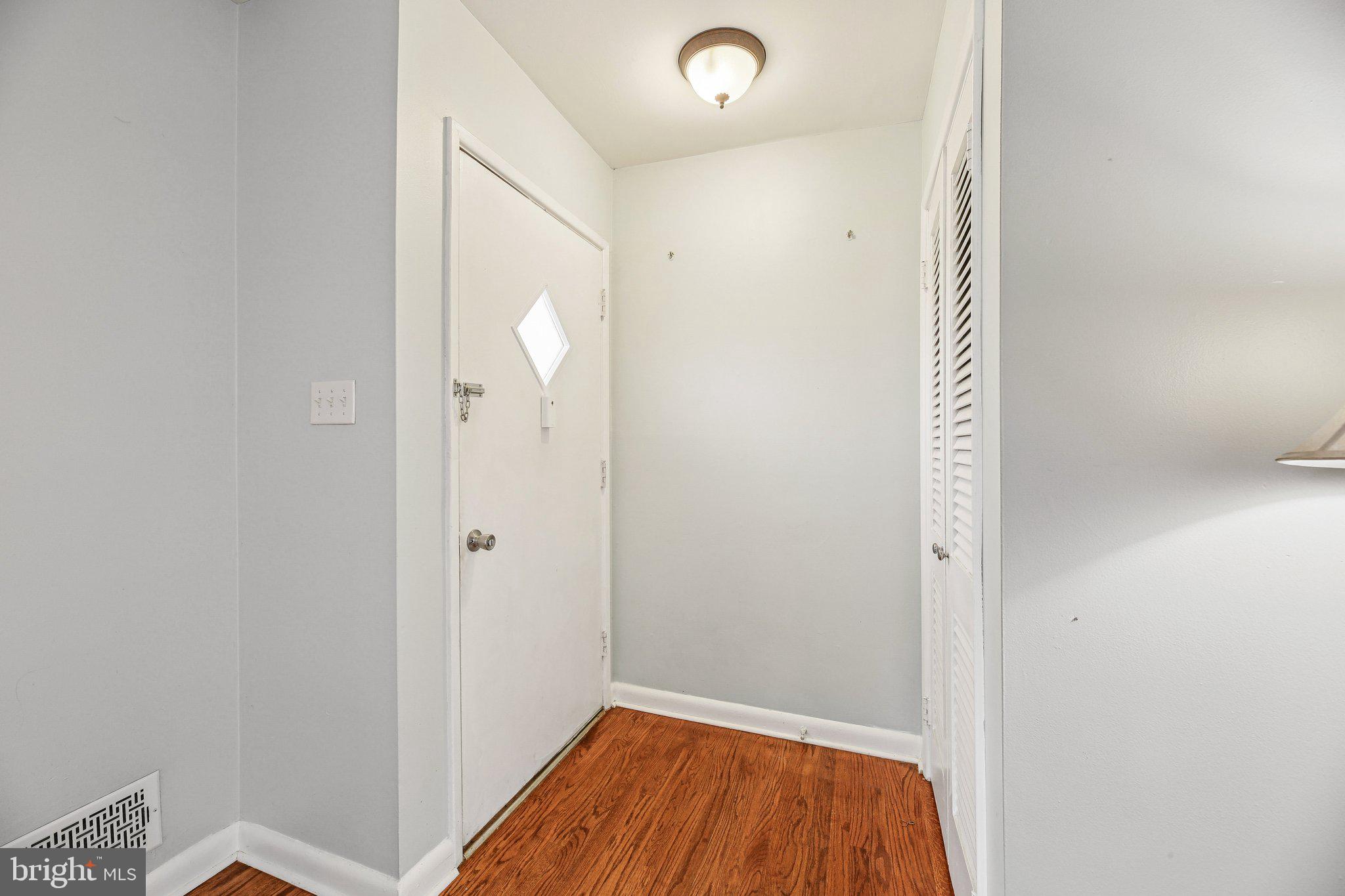 FAIRLAWN - Residential