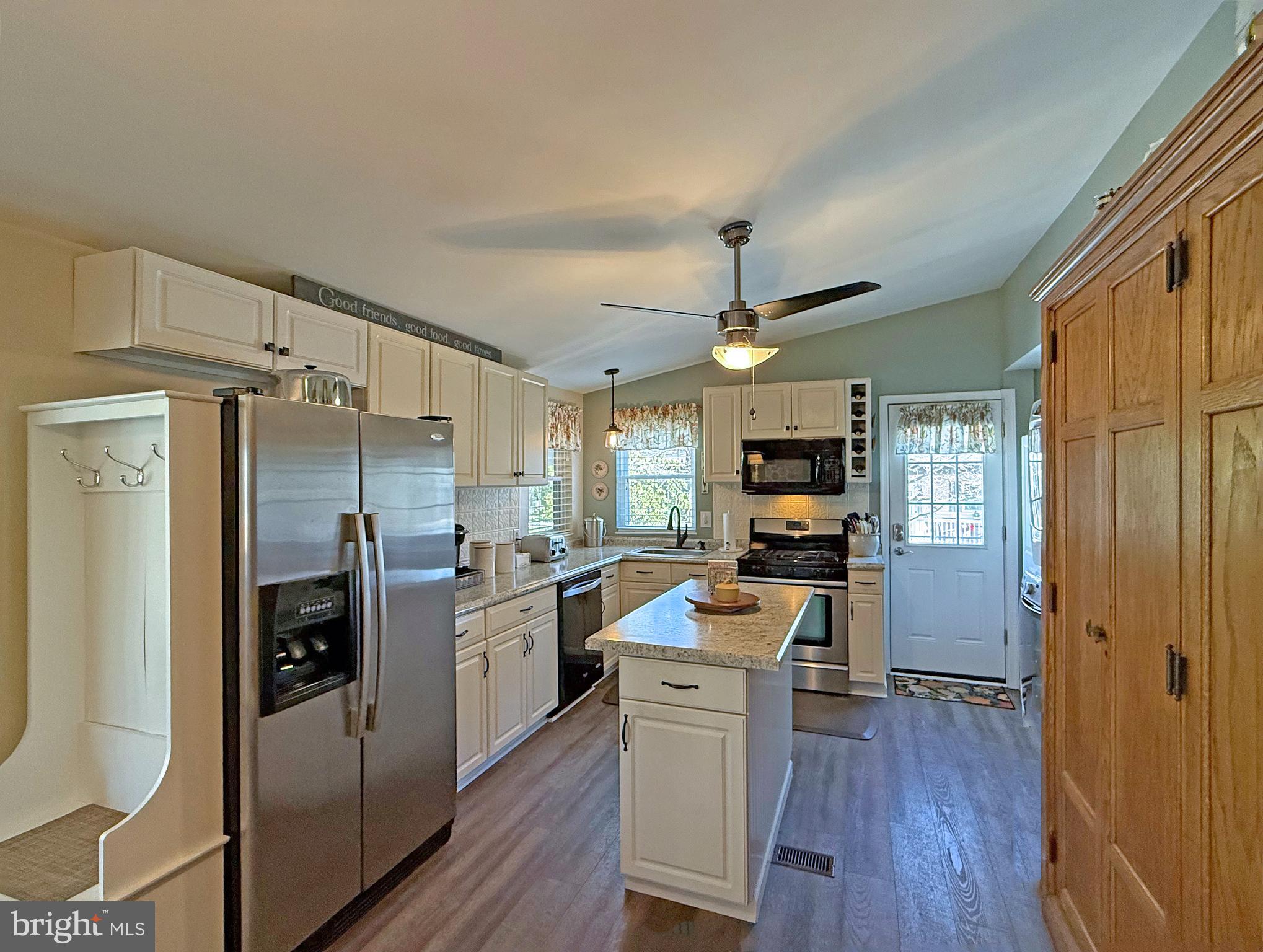 REHOBOTH BAY MHP - Residential