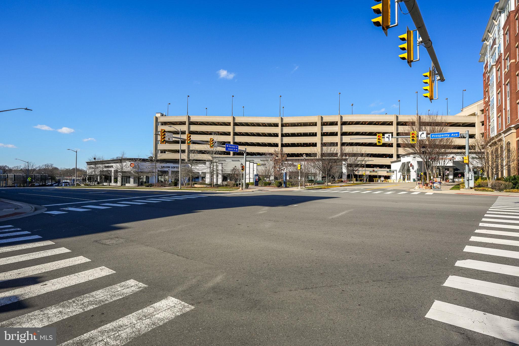 HALSTEAD AT THE METRO - Residential