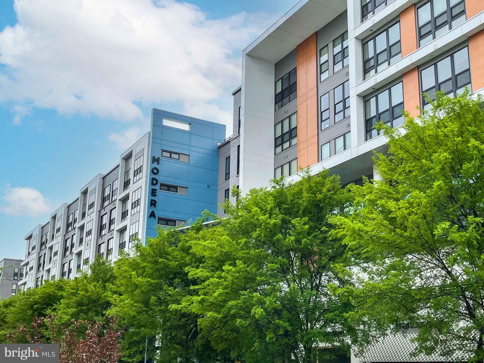 HALSTEAD AT THE METRO - Residential