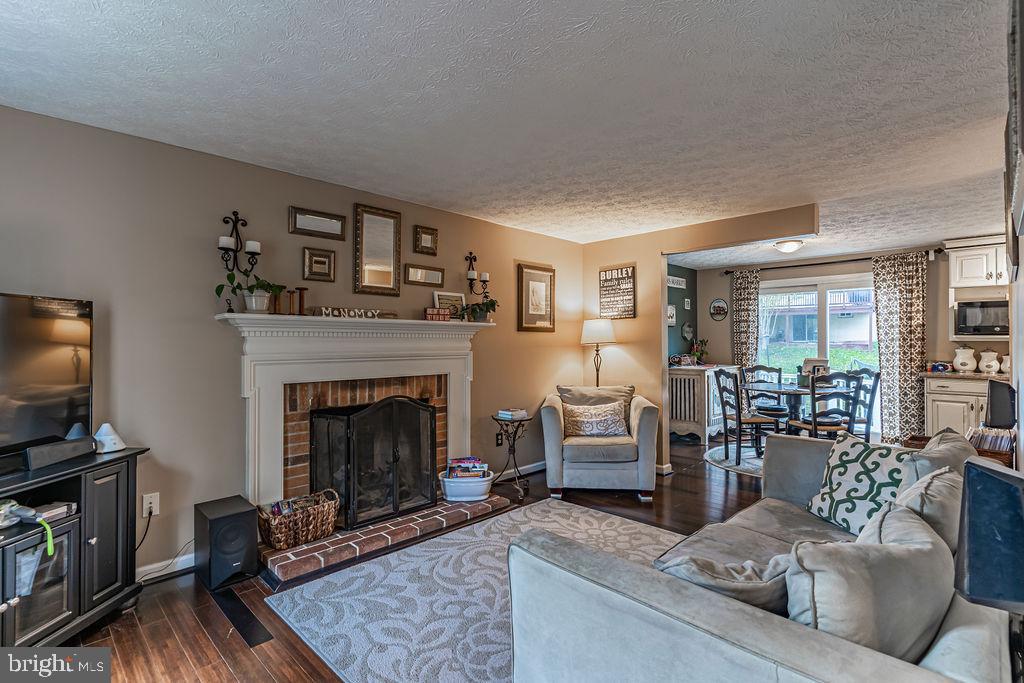 6221 WILMINGTON DRIVE