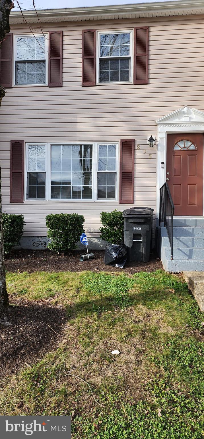 PRINCE PL AT NORTHAMPTOM - Residential Lease