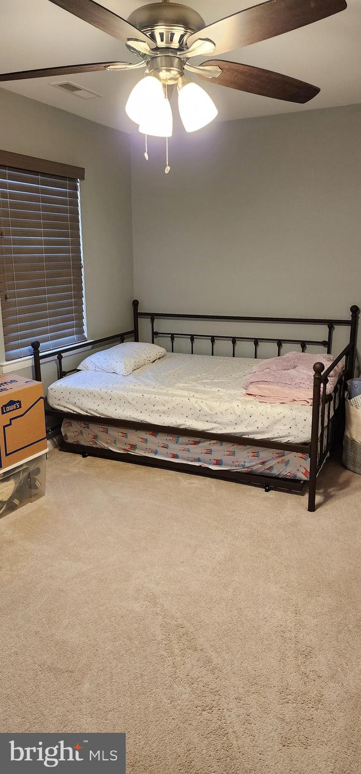 PRINCE PL AT NORTHAMPTOM - Residential Lease