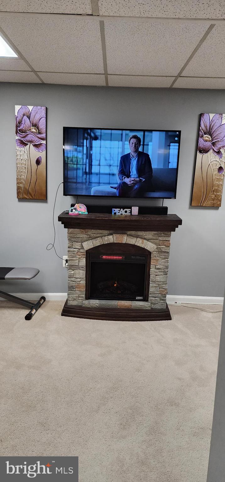 PRINCE PL AT NORTHAMPTOM - Residential Lease