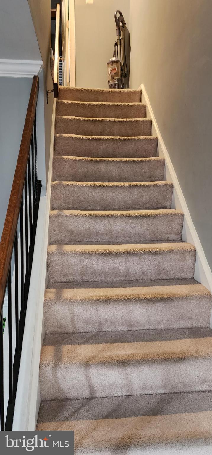 PRINCE PL AT NORTHAMPTOM - Residential Lease