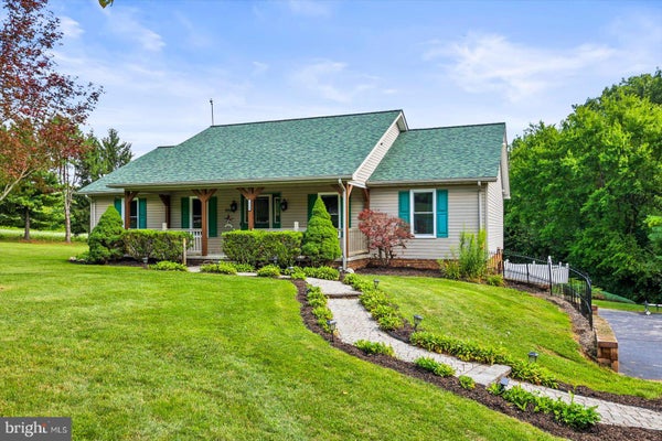 2726 BLACK ROCK RD, HANOVER, PA 17331 - Image f8a38ff1c0fc45118aef2aefb7e9bc18/2673844040