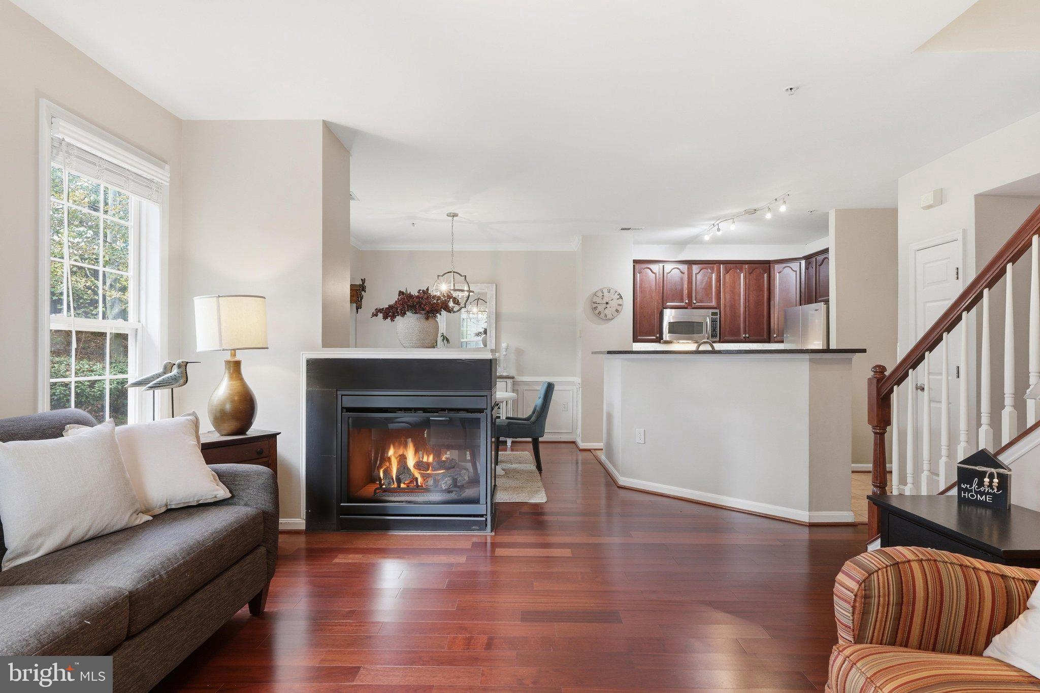 6803 HAMPTON BAY LANE