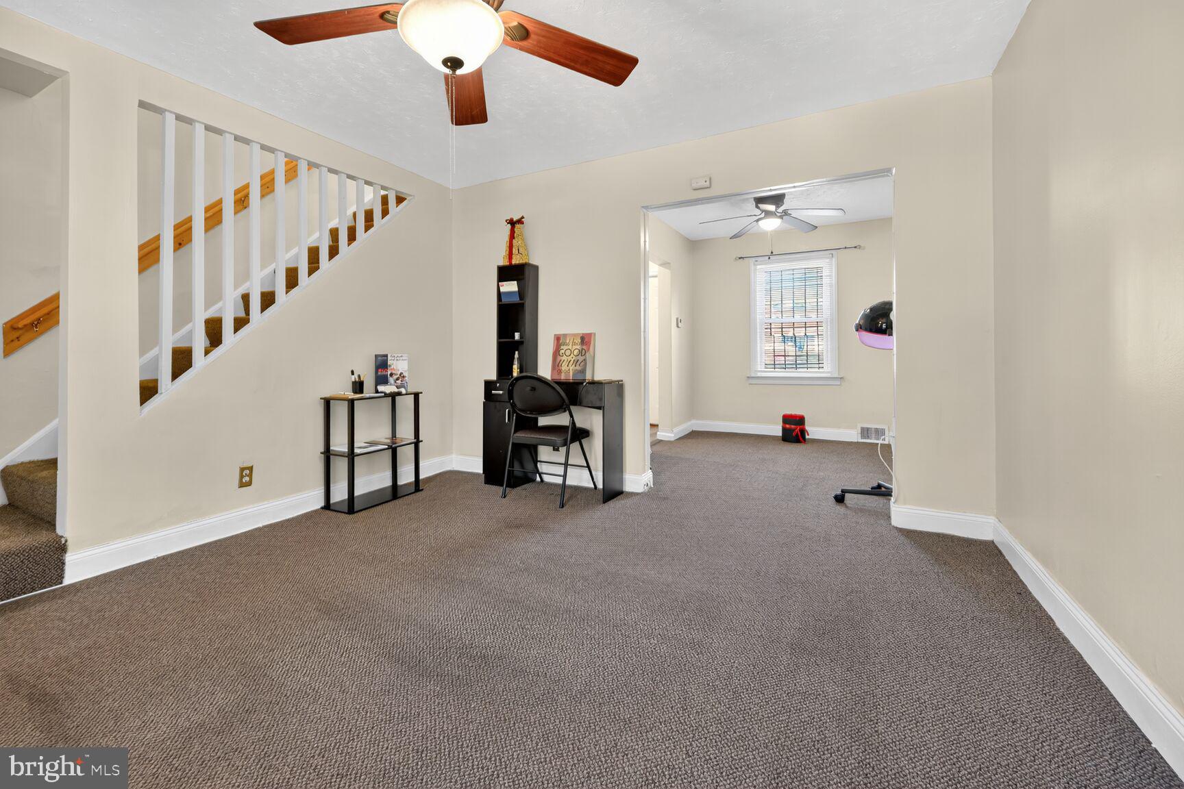1506 HOWARD ROAD SE