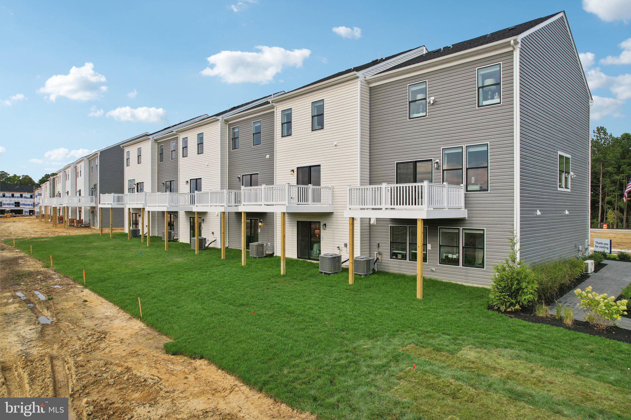 PINEGROVE - Residential