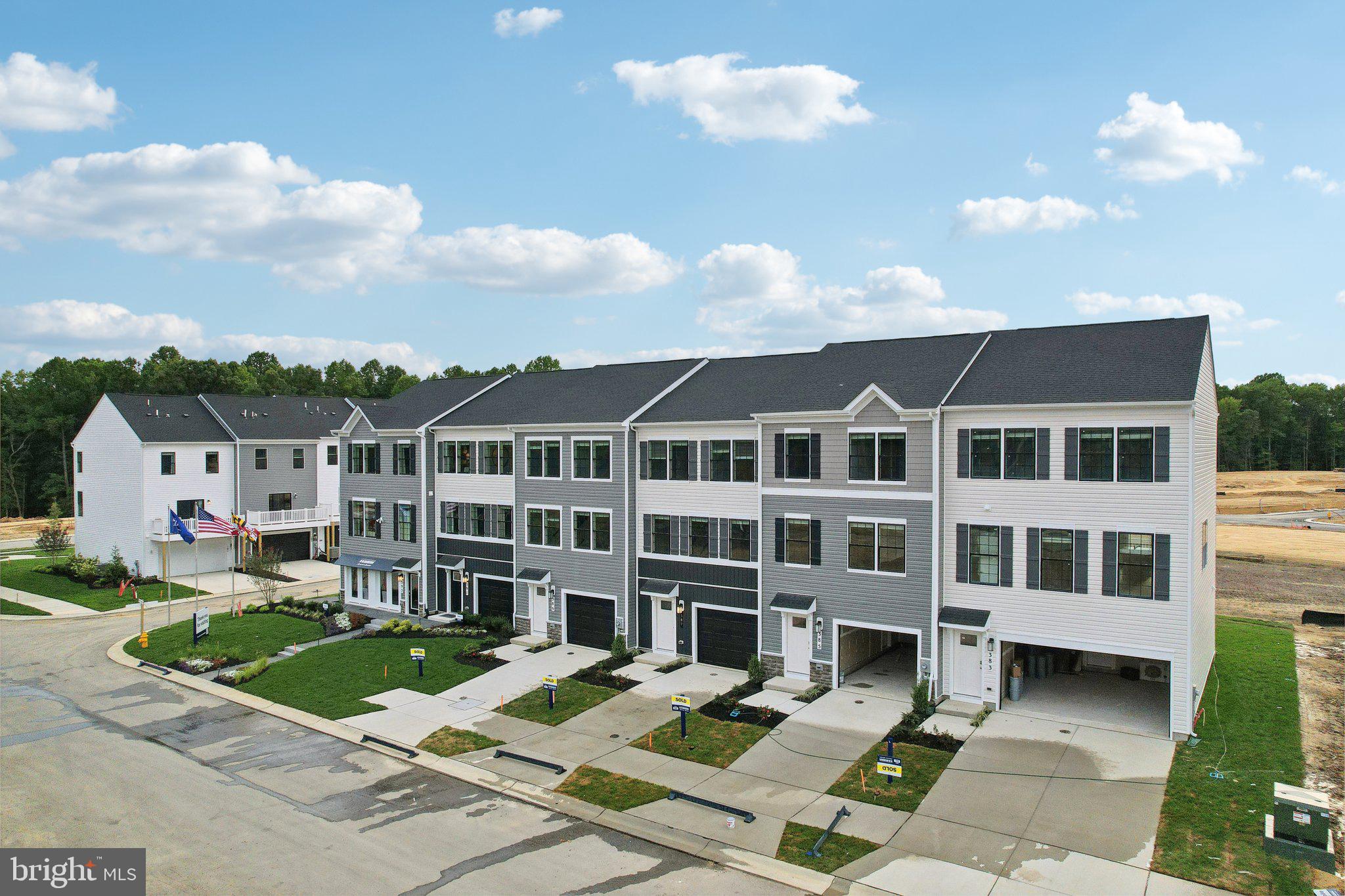 PINEGROVE - Residential