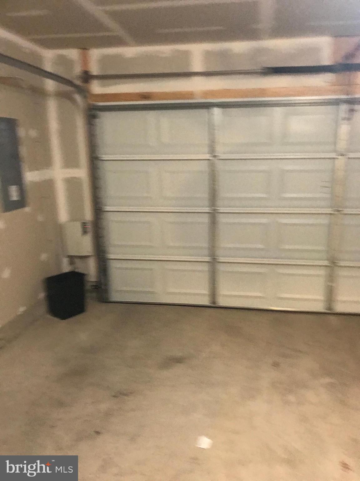 ESPLANADE AT RED RUN - Residential Lease