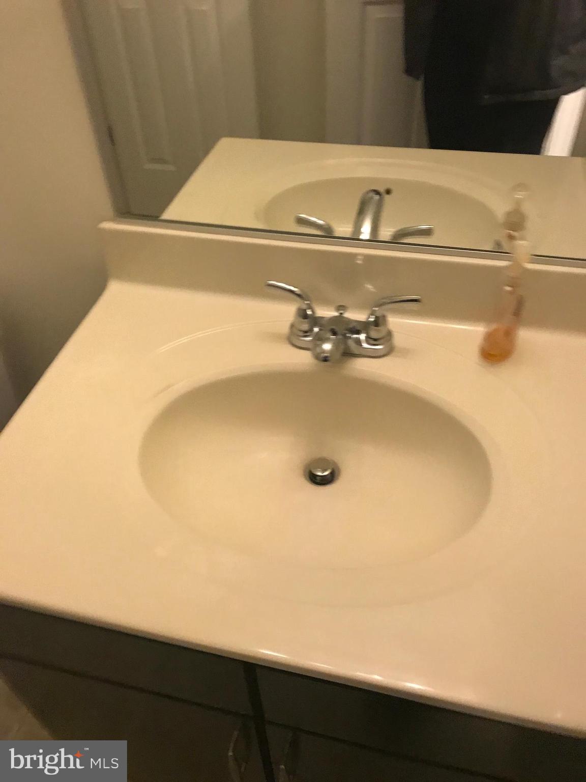 ESPLANADE AT RED RUN - Residential Lease