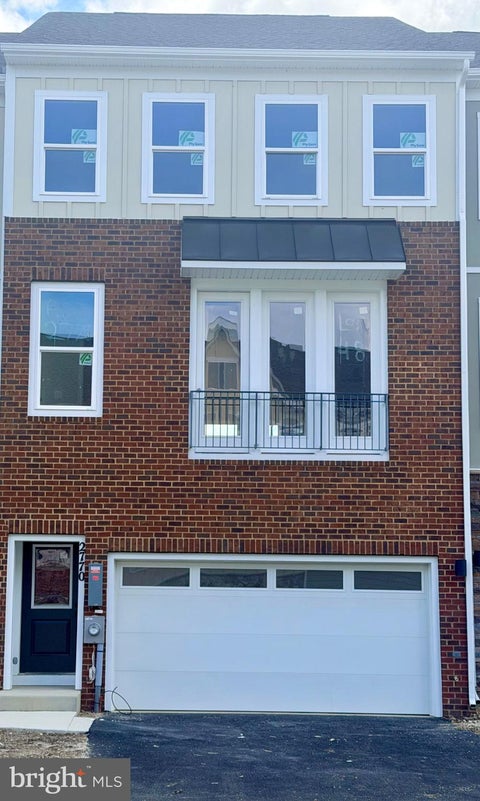 Townhouse For Sale - 2770 Bear Claw Place<br/> WALDORF, MD 20601