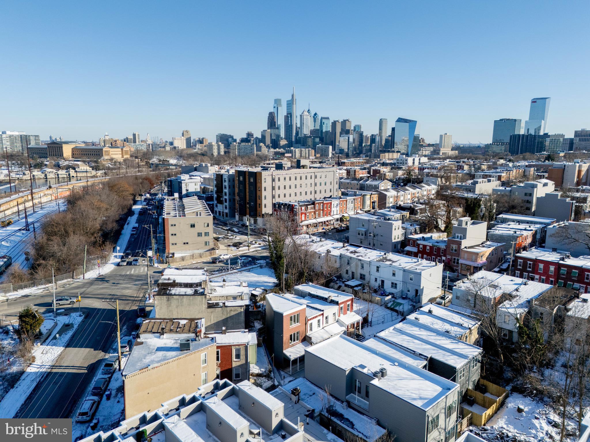 MANTUA - Residential