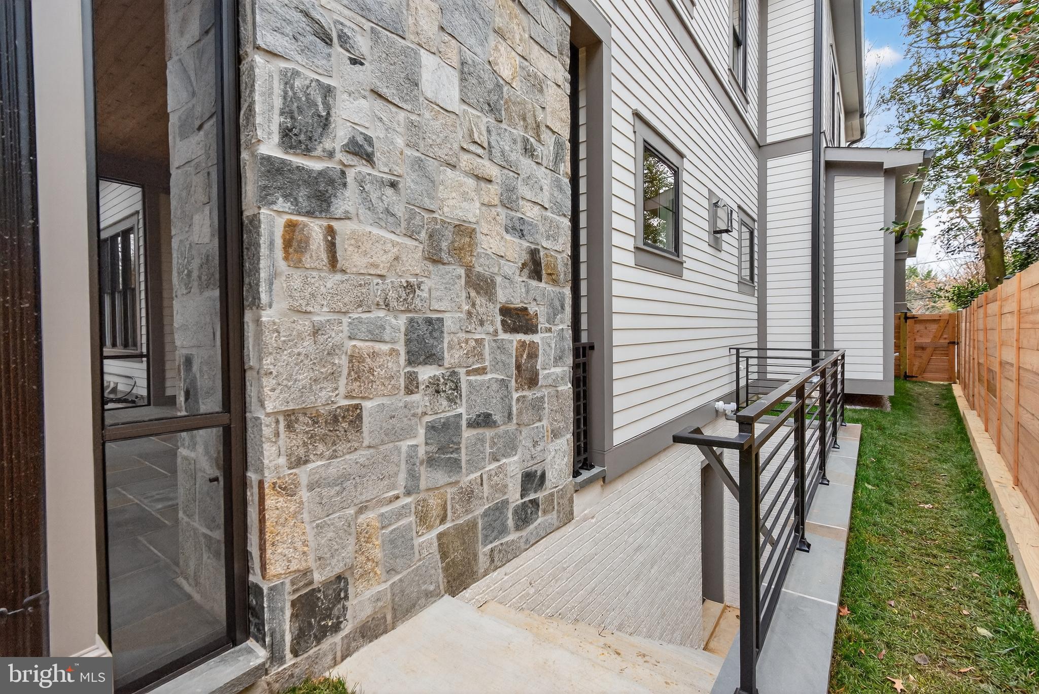 BRADLEY VILLAGE - Residential