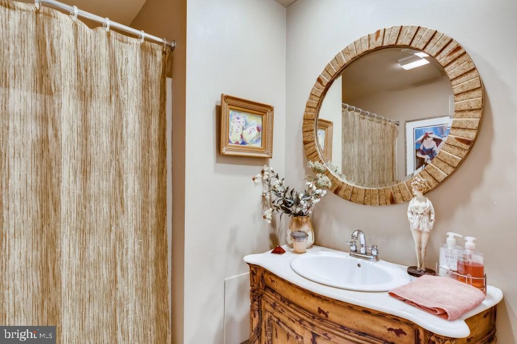 UPPER PARK HEIGHTS - Residential