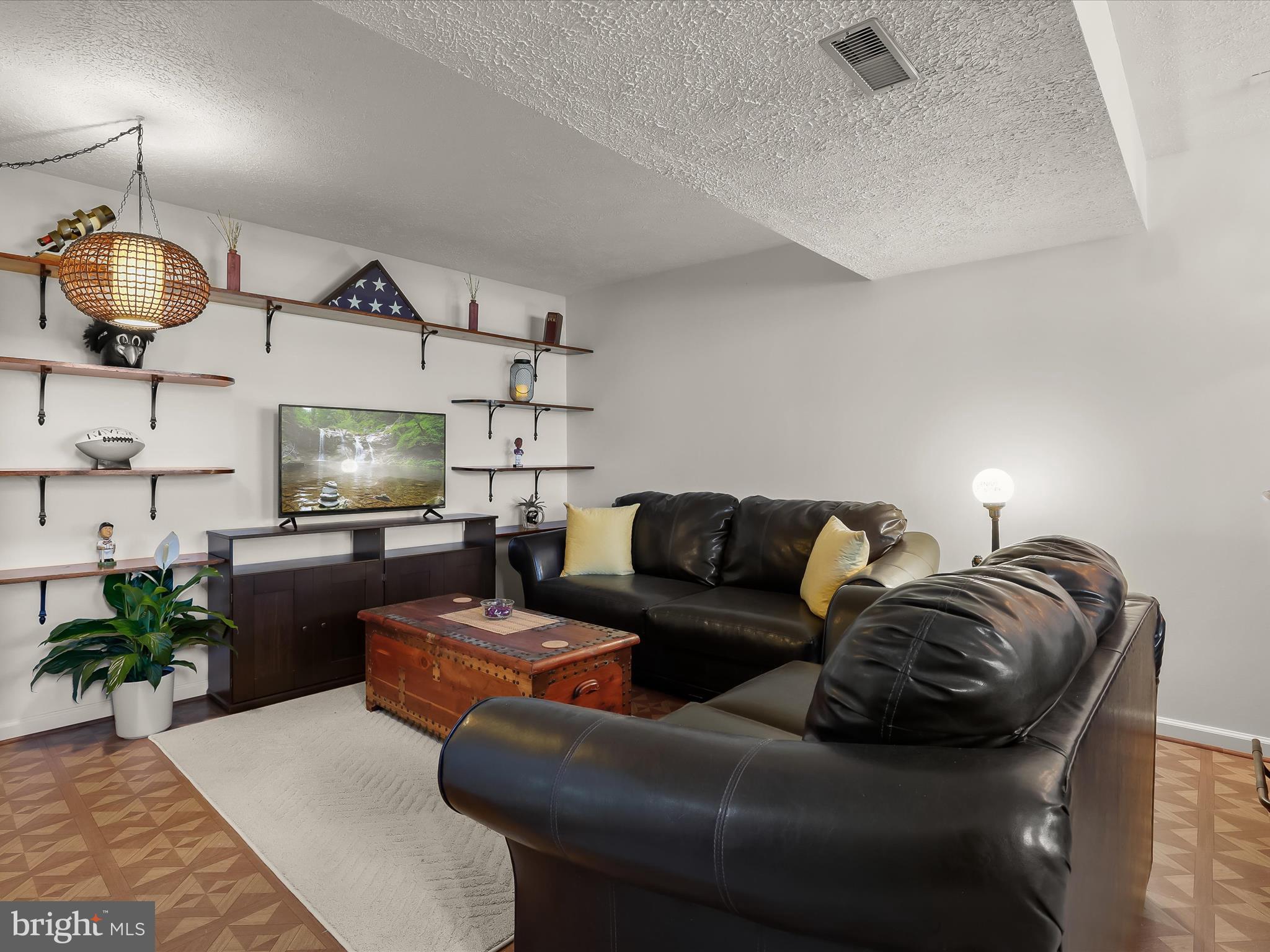 FERNDALE FARMS - Residential