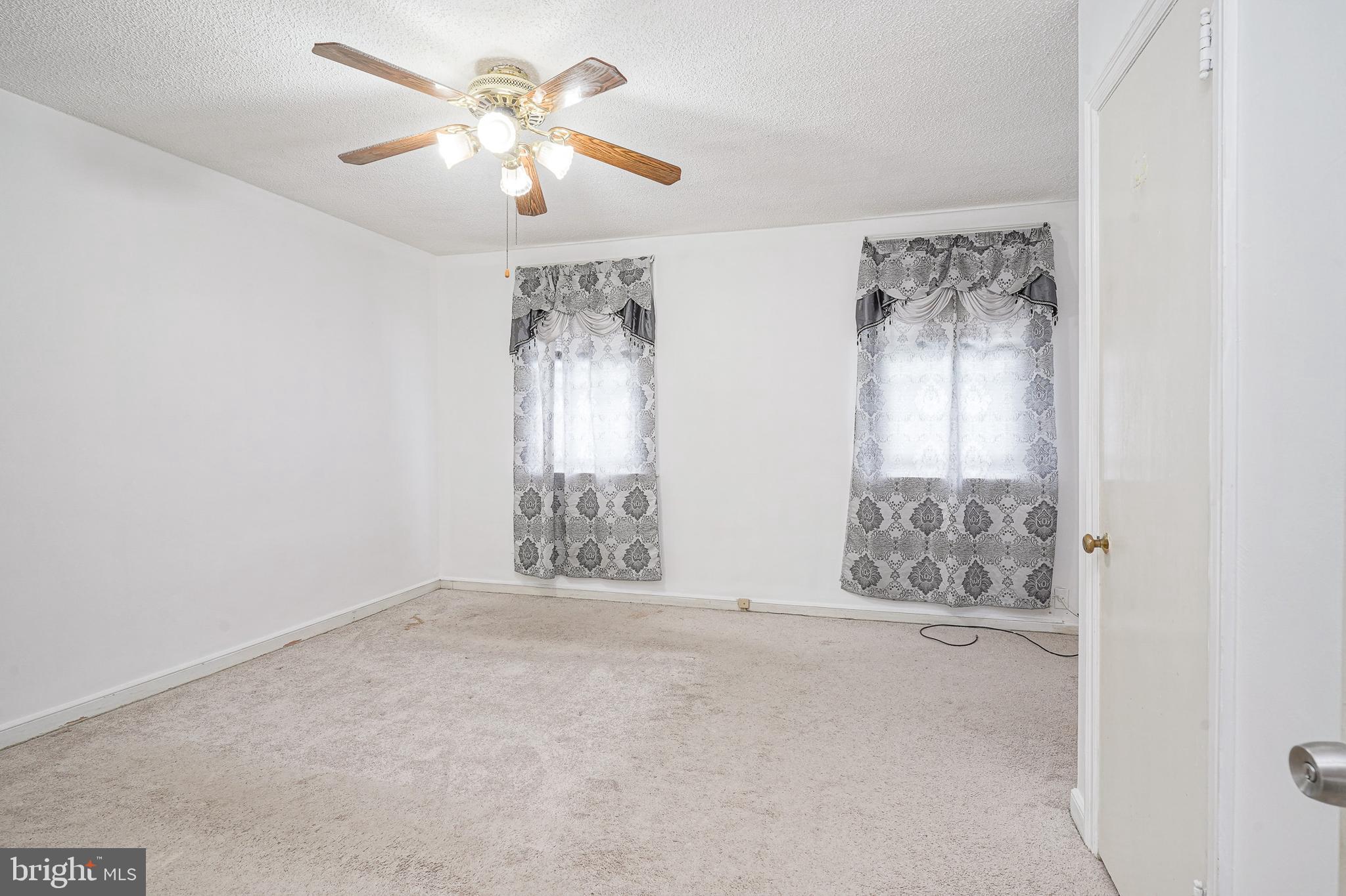 MAYFAIR - Residential