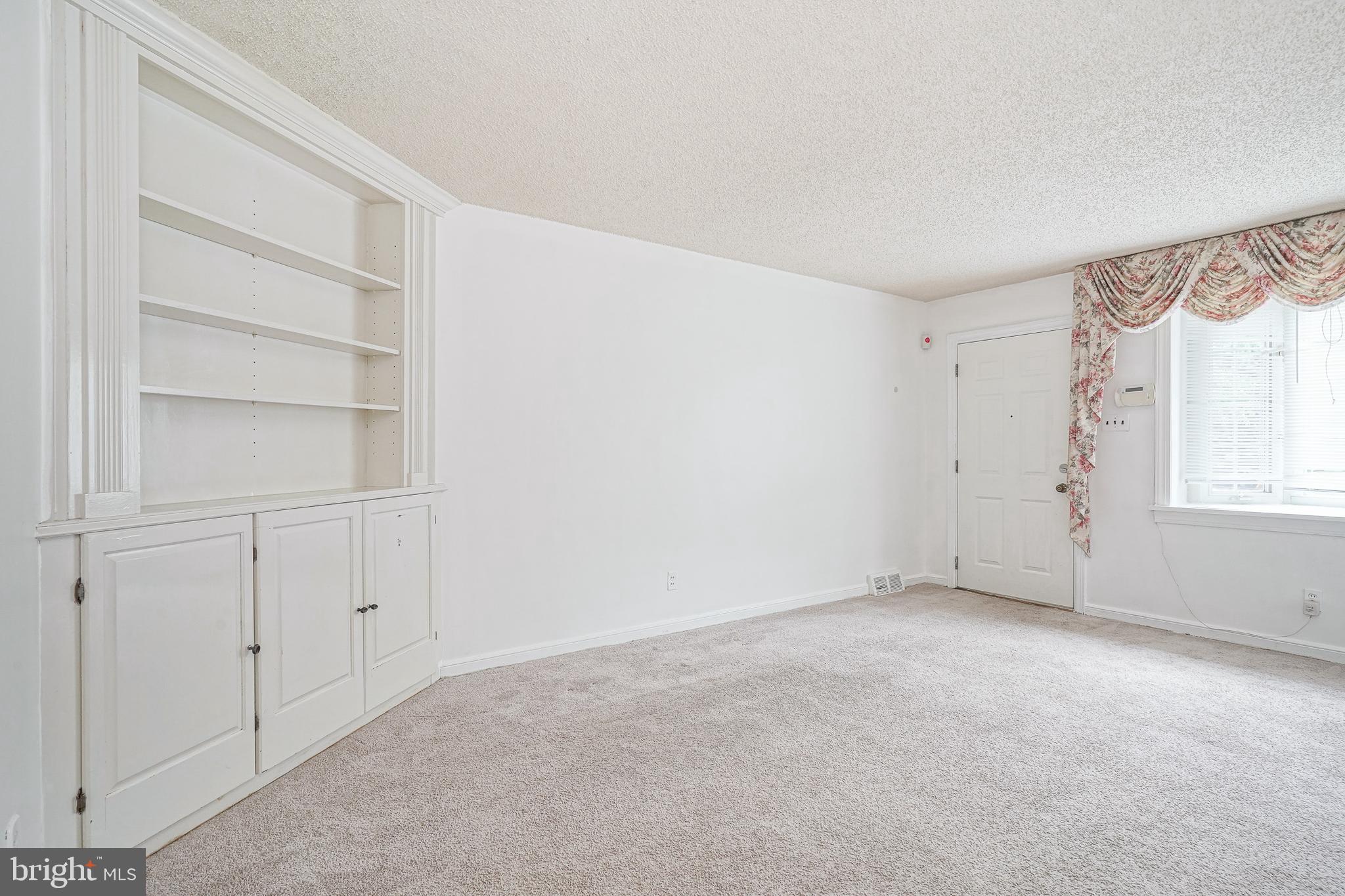 MAYFAIR - Residential