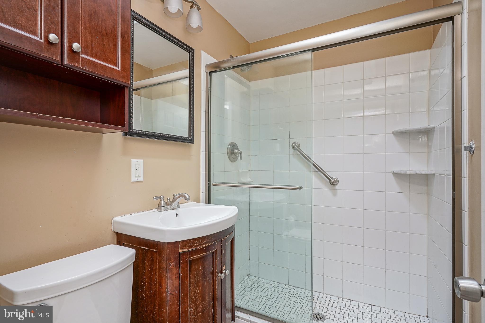 MAYFAIR - Residential